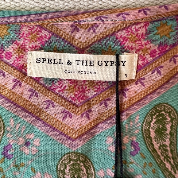 Spell & The Gypsy City Lights Sage Blouse - Picture 12 of 15